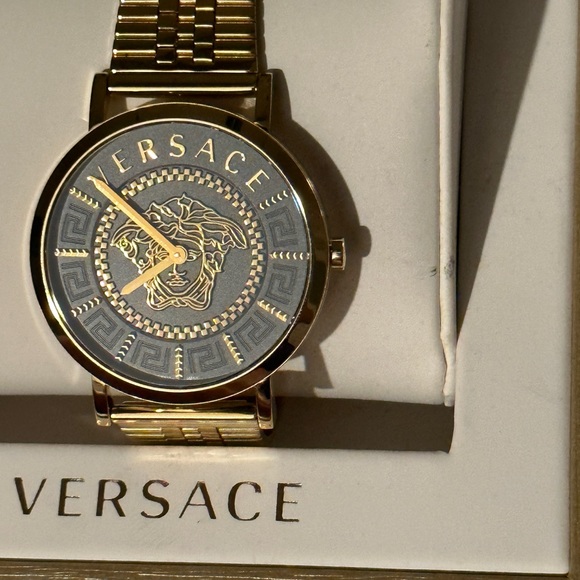 Ladies Versace V-Essential VEK400621 watch gold black Medusa Swiss stainless ste - Picture 6 of 8